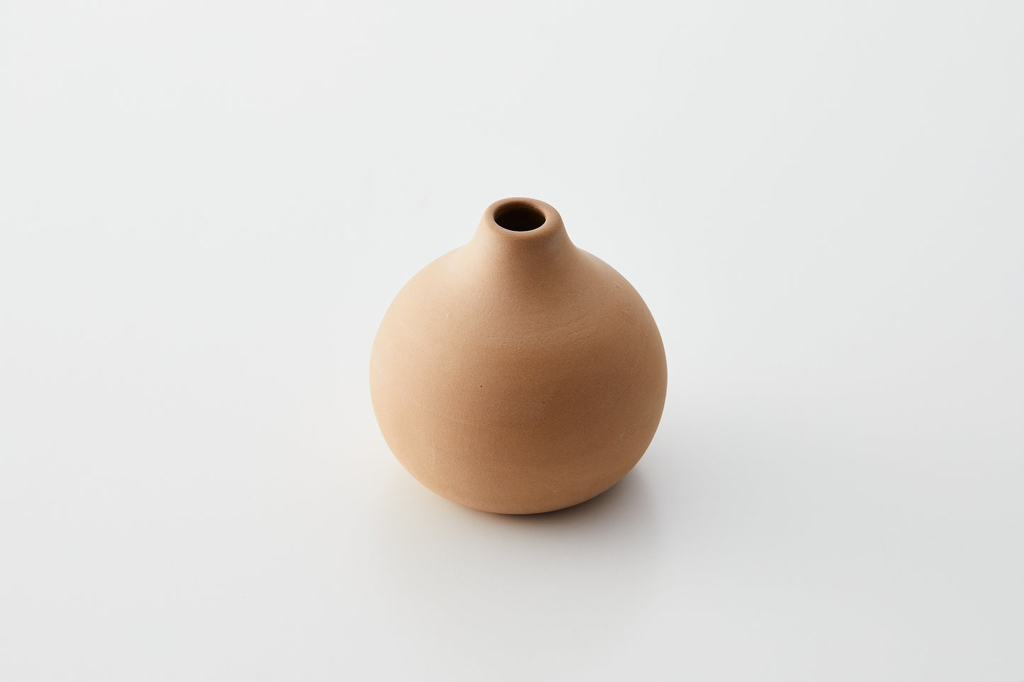 Kikusho Pottery onion vase