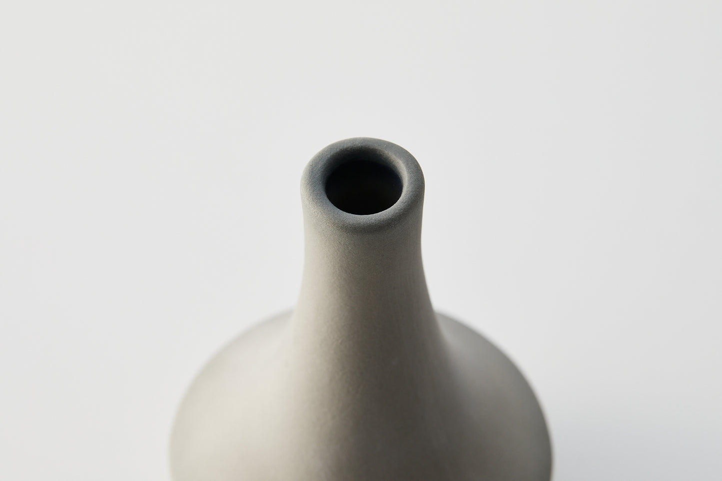 菊祥陶器　float vase