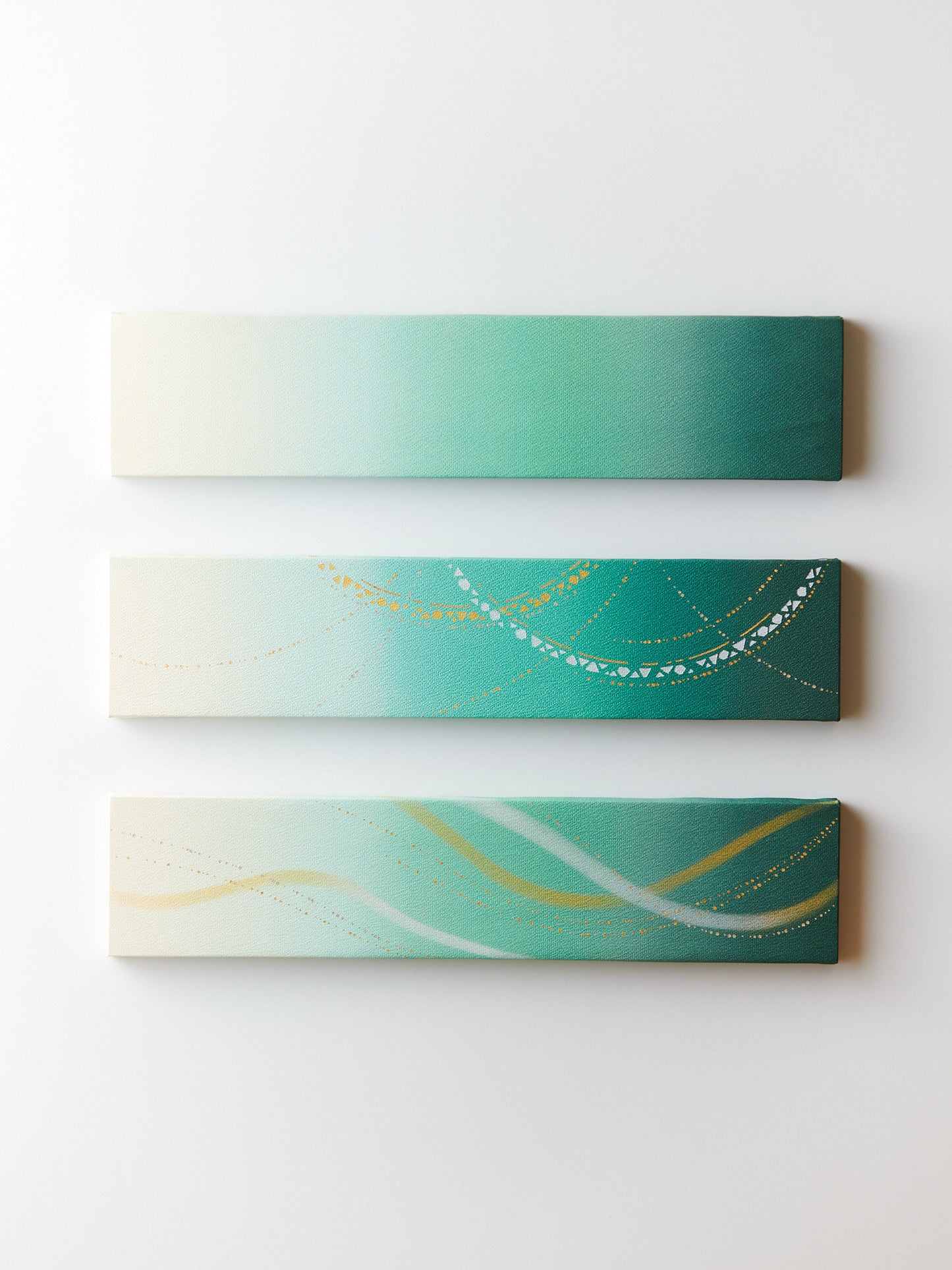 福田喜シルクアートパネル 緑風（55cm×12cm×3連）